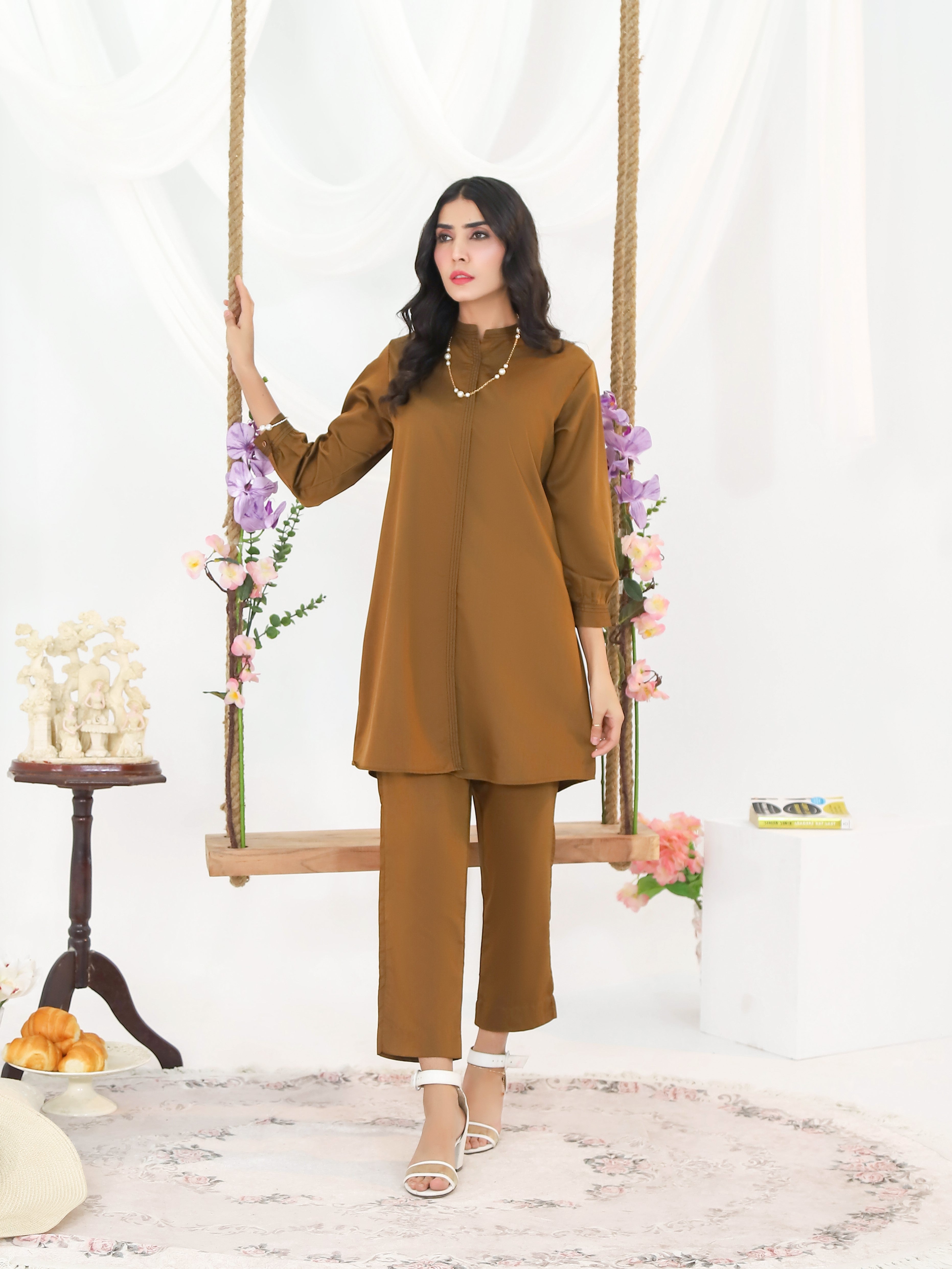 Gold Women 2Pcs Stitched Suit (Winter) VW05-B