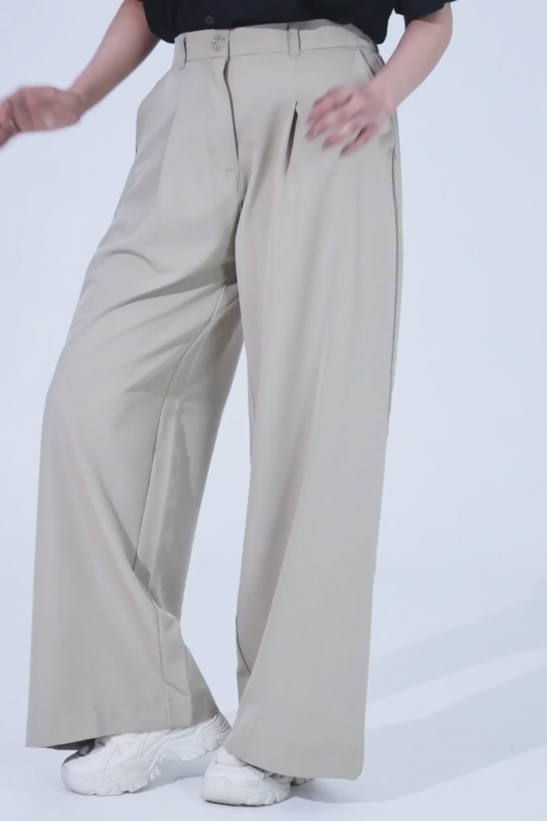 Ivory Wide-Leg Pants fit video